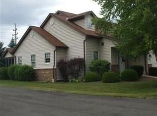 5775 Gateway Ln, Brook Park, OH