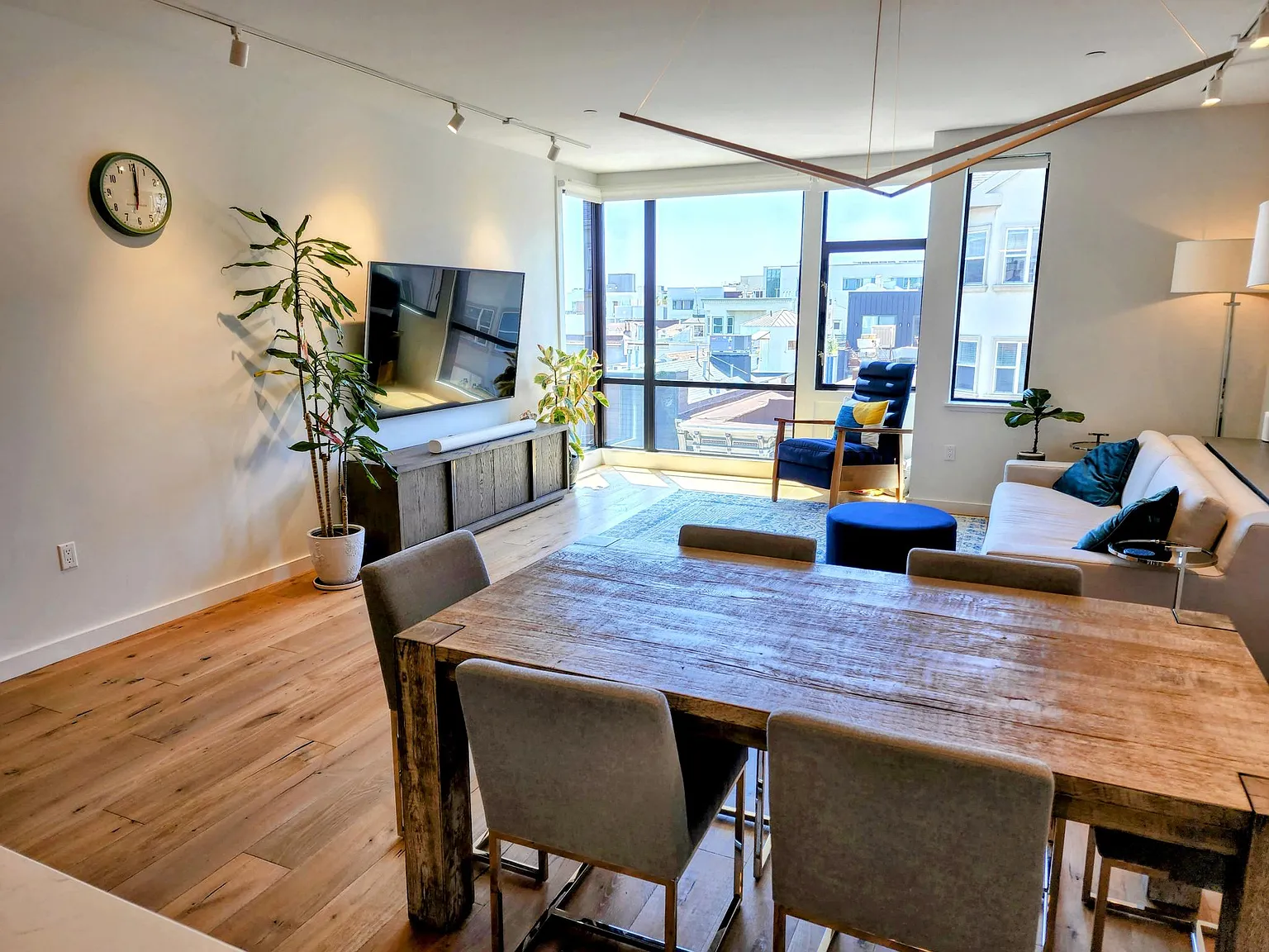 580 Hayes St — Photo 2