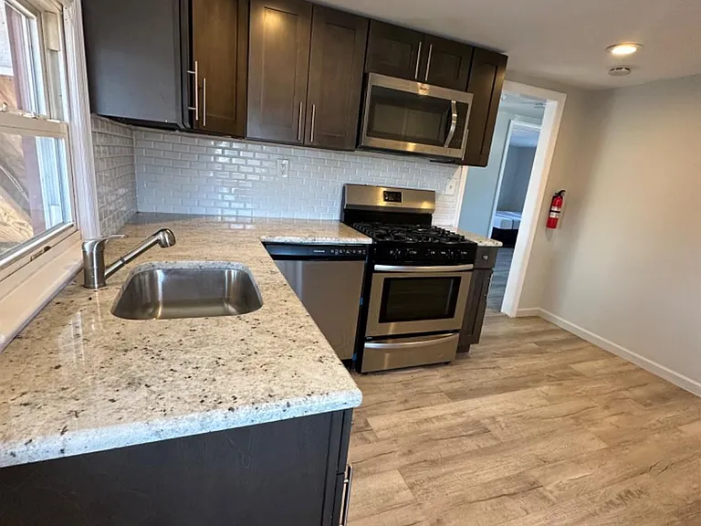 35 Lavern St #2 — Photo 5