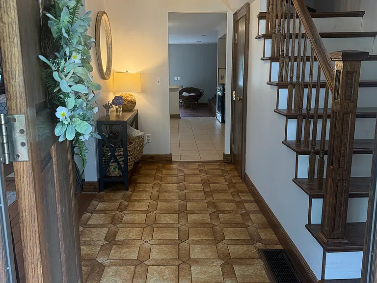 58 Seaview Ave — Photo 5