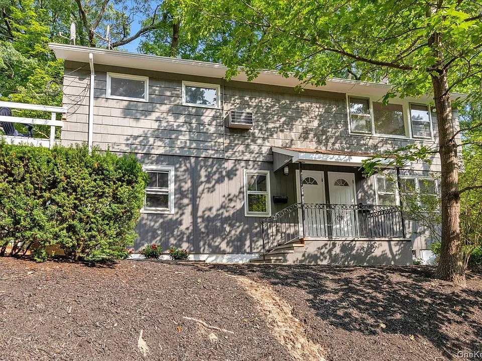22 Putnam Ave