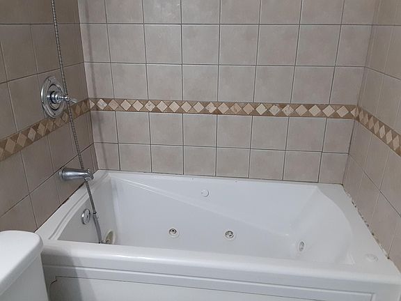 3rd image of 8220 Lexington Dr