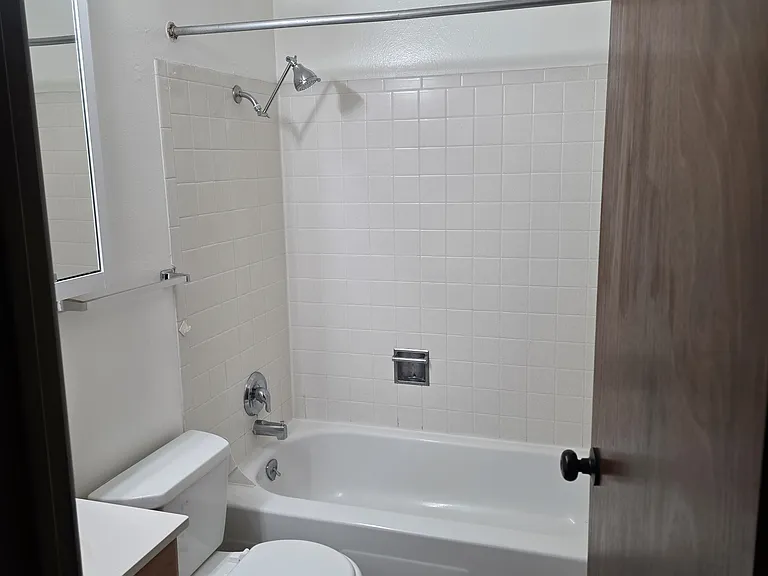 618 Heritage Dr #17 — Photo 10