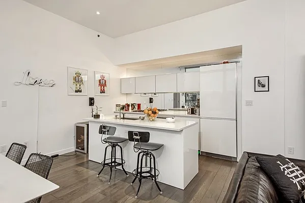 Rented by Citi Habitats | media 36