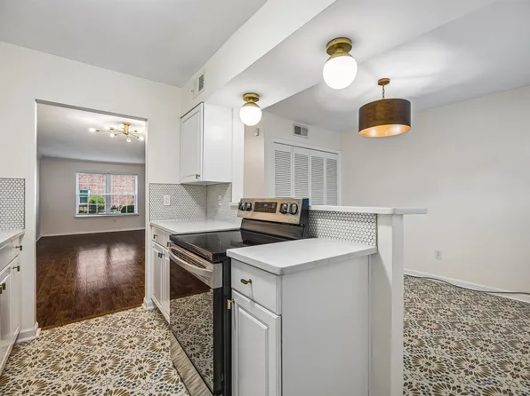 533 Peabody Sq #533, Memphis, TN 38104