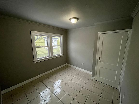 4th image of 5102 N 39th St #5102