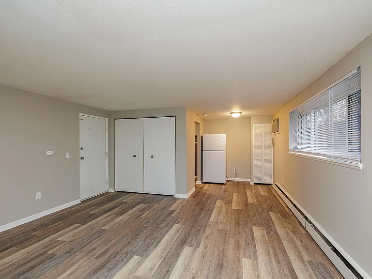 163 E Bridge St #203 — Photo 11