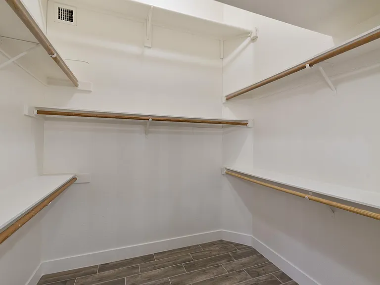 9295 E Rockwood Dr — Photo 30