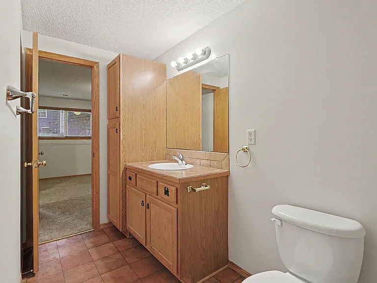 2316 N Shefford Cir — Photo 33