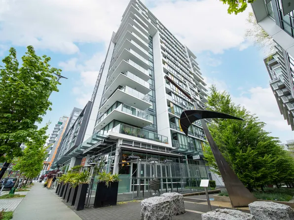 159 W 2nd Ave #308, Vancouver, BC V5Y 0L8