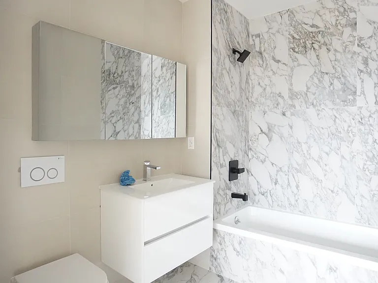 2402 Cortelyou Rd #504 — Photo 8