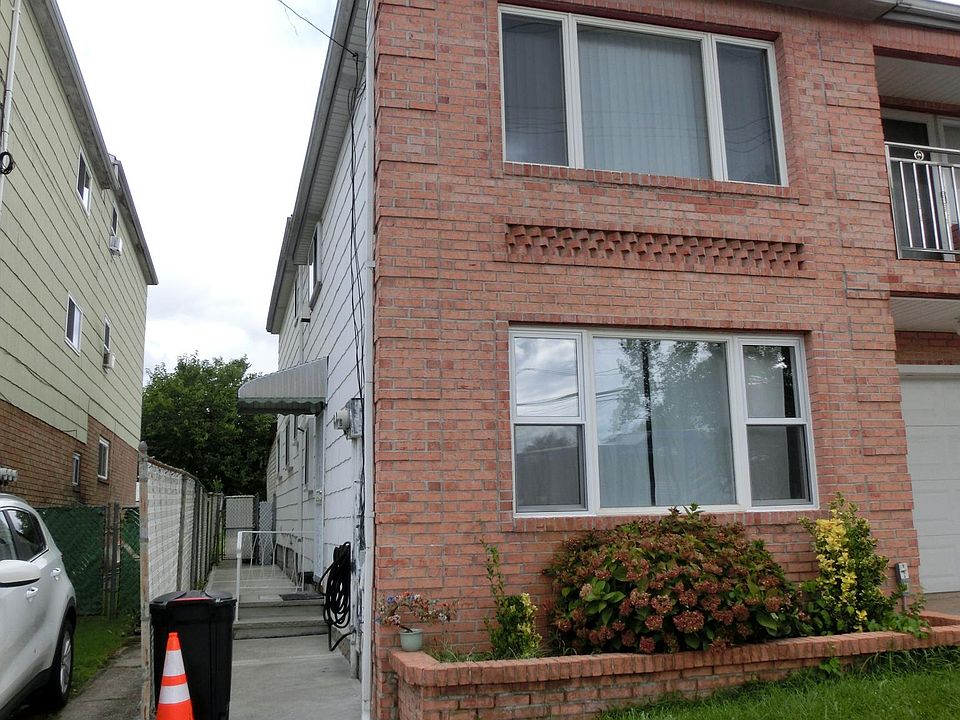 1st image of 3291 Victory Blvd #1F
