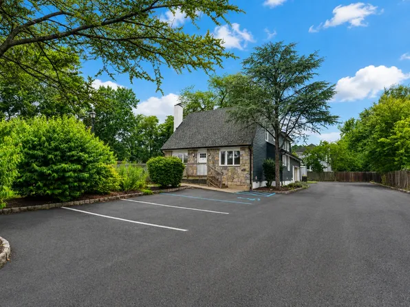 11 Mountain Blvd Floor 1, Warren, NJ 07059