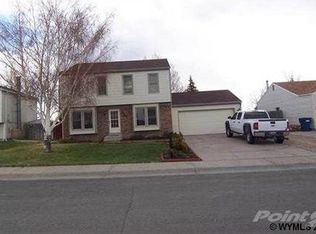 2323 Kilmary Dr, Rawlins, WY 82301
