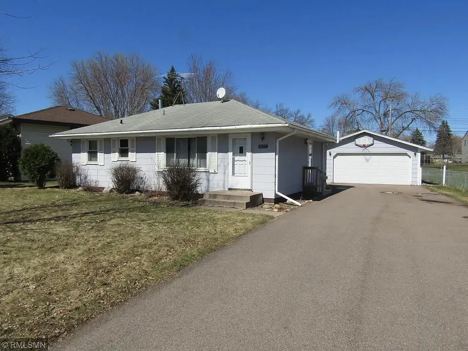 3679 Upper 149th St W