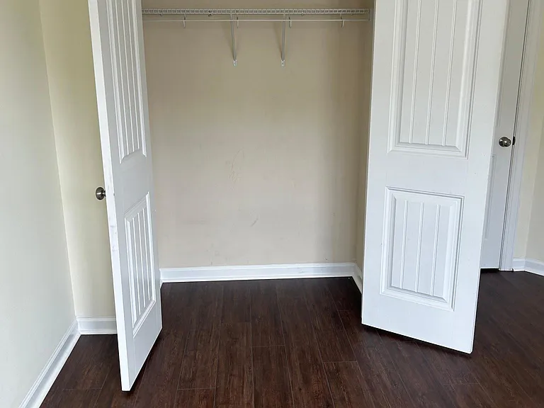 4129 Vallonia Dr — Photo 36