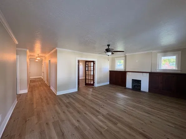 201 W Main St, Greenfield, TN 38230