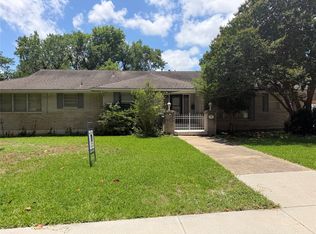 804 Carroll Dr, Garland, TX 75041