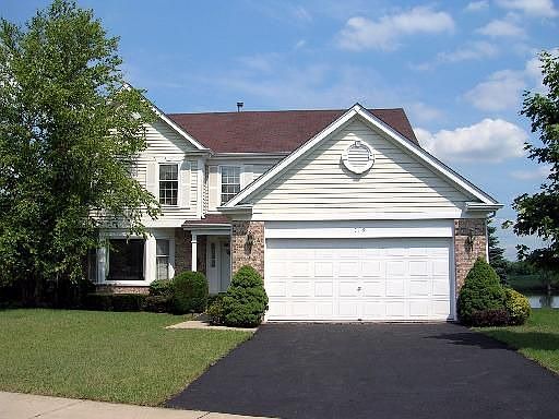 1st image of 718 N Victoria Dr #100