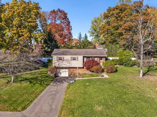 119 Keithwood Dr, Valencia, PA 16059