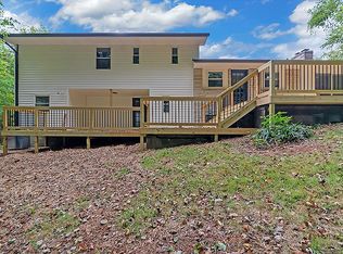 5815 E Sunset Rd, Knoxville, TN 37914