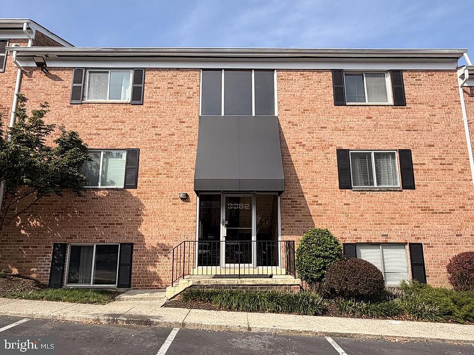 1st image of 3382 Hewitt Ave APT 202
