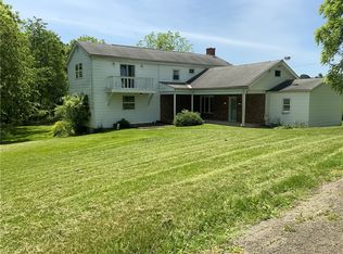 58 Hawthorn Rd, Claysville, PA 15323