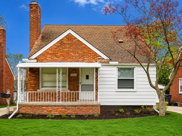 1809 Kingsbury Ave, Dearborn, MI 48128