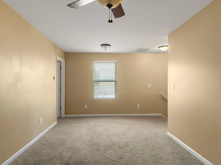 1491 Hyacinthia Ln — Photo 31