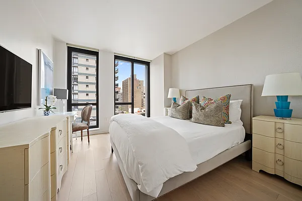 Sold by Douglas Elliman | media 3