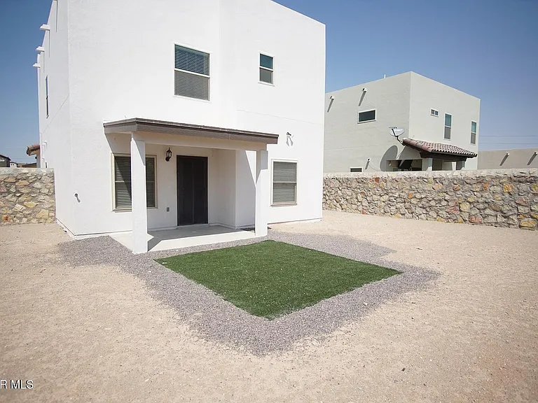 2136 William Caples St — Photo 22