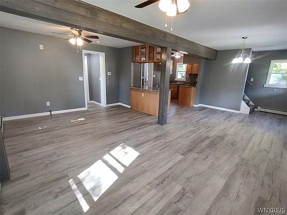4th image of 246 Kennedy Ave