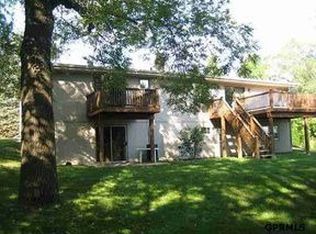 12521 N 40th St, Omaha, NE 68112