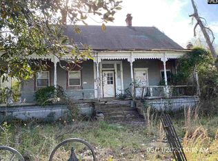 126 Bynum St, St Matthews, SC 29135