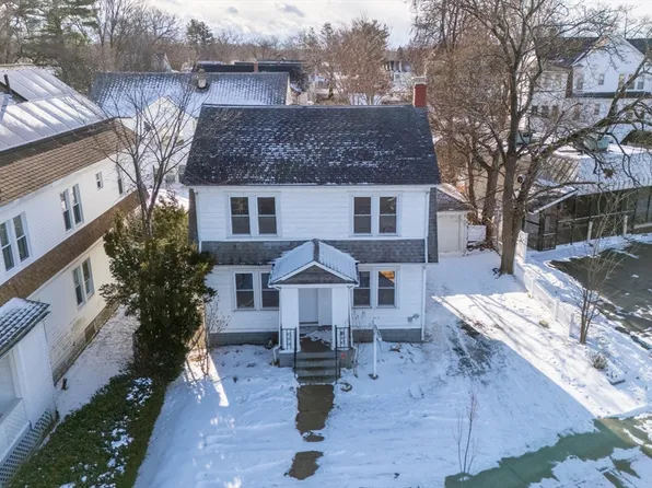 493 Page Blvd, Springfield, MA 01104