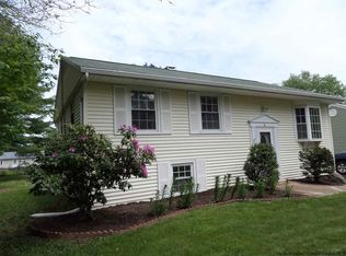 16 Reservoir Rd, Lloyd, NY 12528