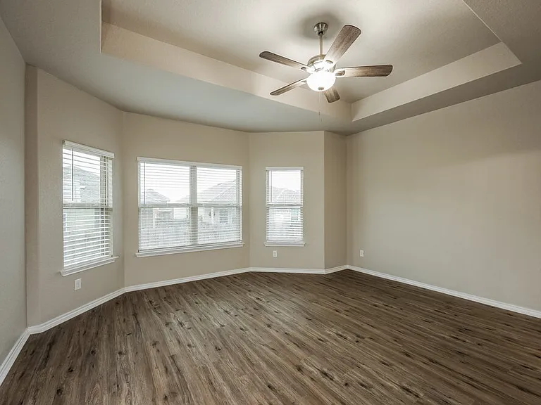 7410 Coral Bells Ct — Photo 9