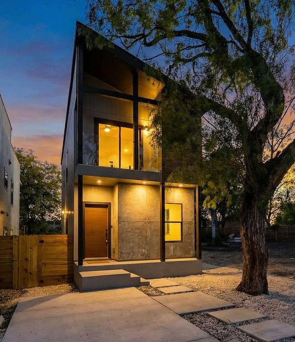 2 bed, 2.5 bath, 1125 sqft, $1,750 — Photo 1