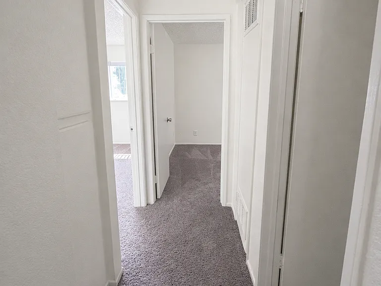 Pinecrest Apartments — Photo 5