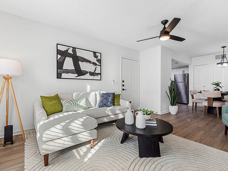 Avana Palm Beach Gardens — Photo 4