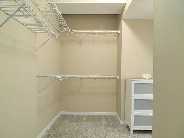 Eitel Apartments — Photo 15