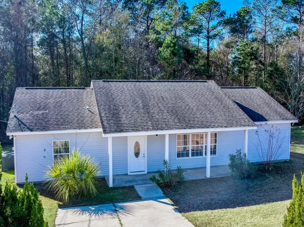 395 Slash Cir, Midway, FL 32343