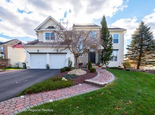 1 Kensington Ct, Jackson, NJ