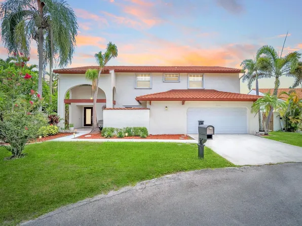 2880 Albatross Dr, Cooper City, FL 33026
