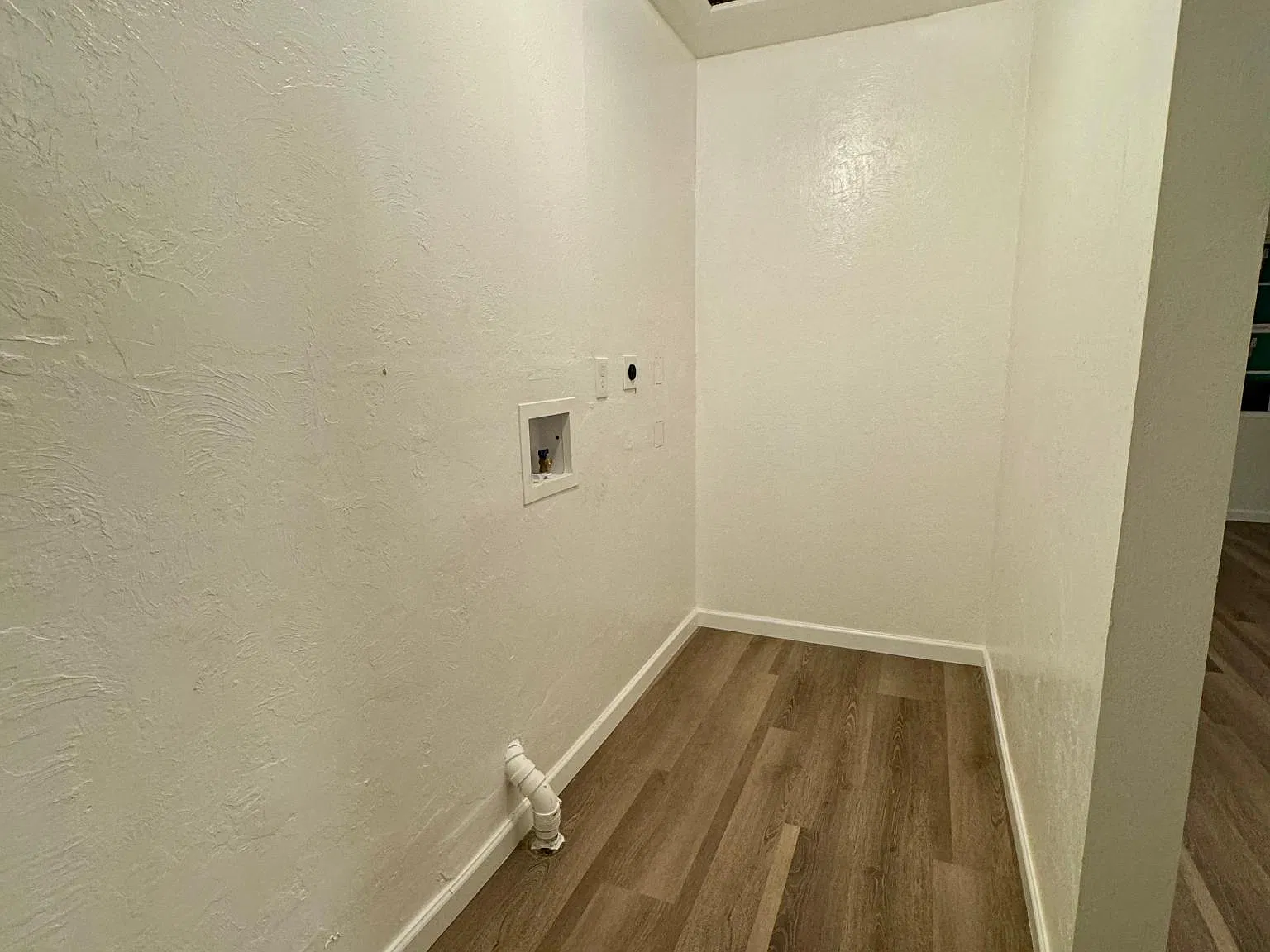 2 bed, 736 sqft, $1,095 — Photo 3