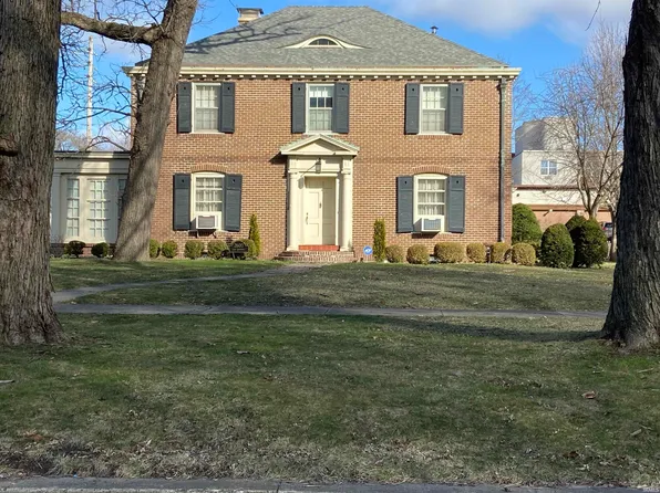 2600 E Broadway St, Logansport, IN 46947