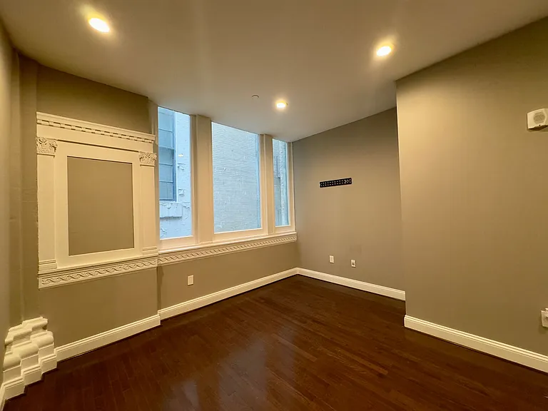 Apartment Units with In-Unit Laundry in Downtown Baltimore, MD! — Photo 11