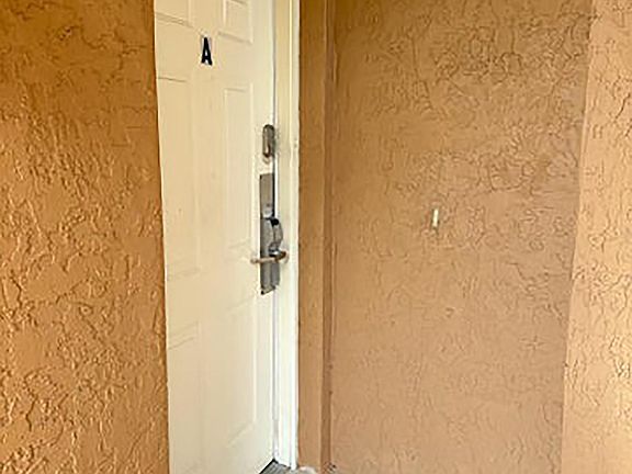 3rd image of 8239 Mulligan Cir