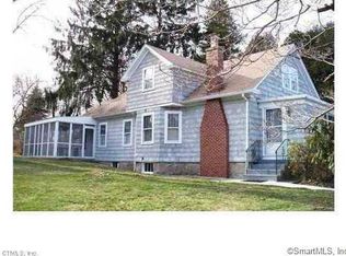 147 Great Neck Rd, Waterford, CT 06385