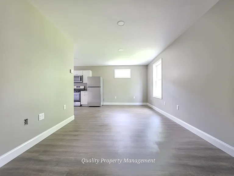 371 Lincoln St #3 — Photo 6